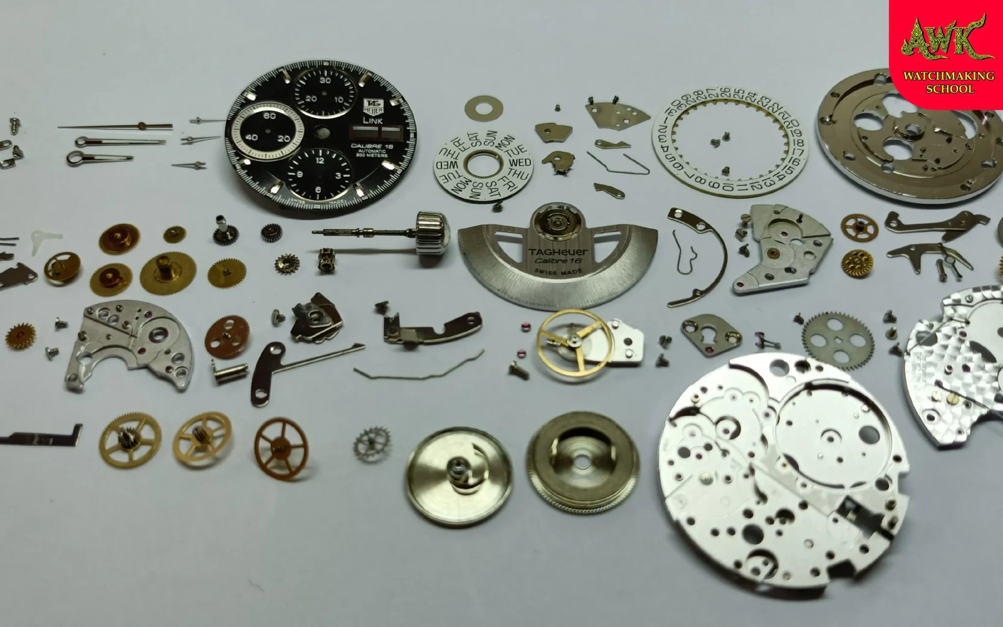 คอร์สเรียนซ่อมนาฬิกาโครโนกราฟ